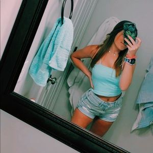 Meet your Posher, Haley